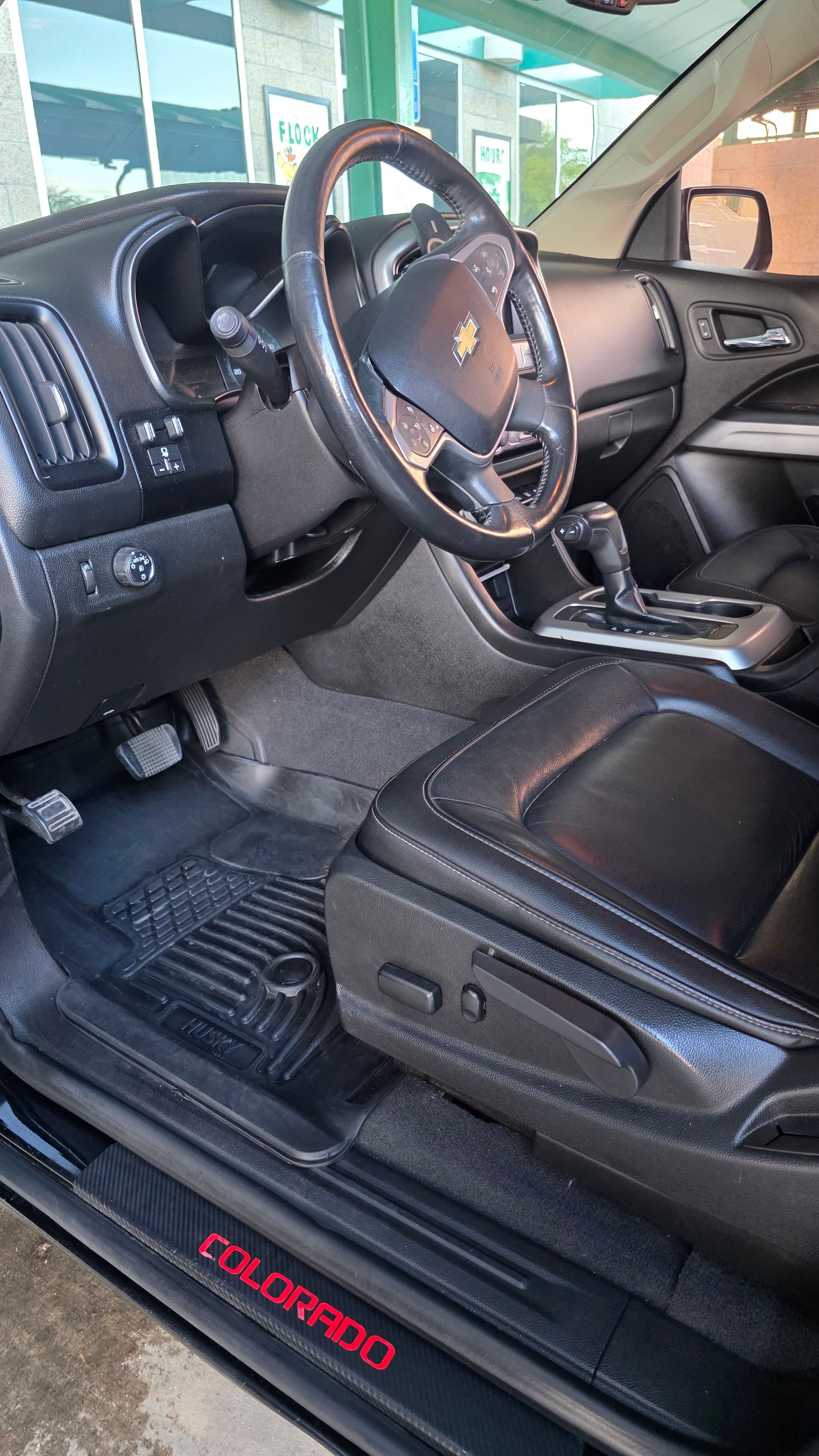 Used 2019 Chevrolet Colorado LT w/ Redline Special Edition RWD image 8