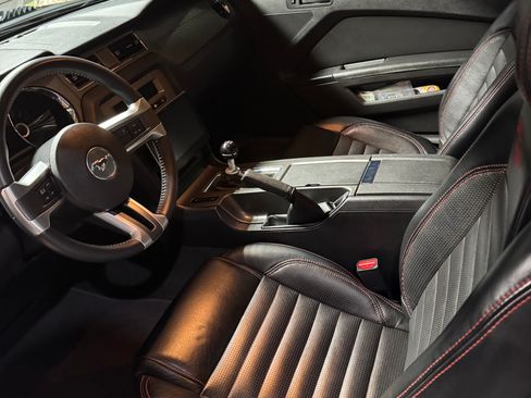 Used 2014 Ford Mustang GT image 6