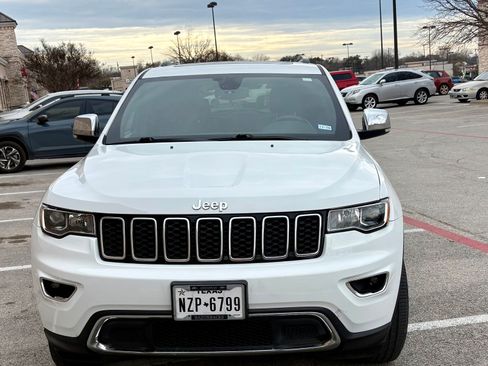 Used 2020 Jeep Grand Cherokee Limited w/ Luxury Group II RWD image 11