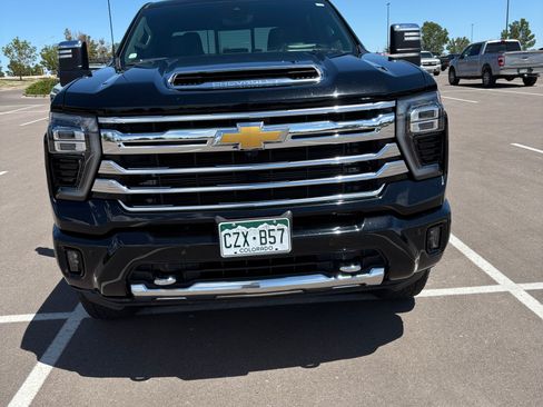 Used 2024 Chevrolet Silverado 3500 High Country w/ High Country Premium Package AWD/4WD image 1