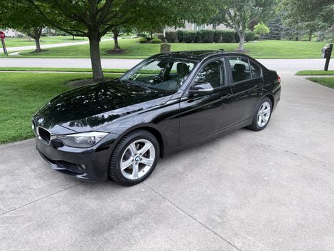 Used 2013 BMW 328i xDrive Sedan AWD/4WD image 9