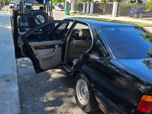Used 1994 BMW 530i Sedan image 6