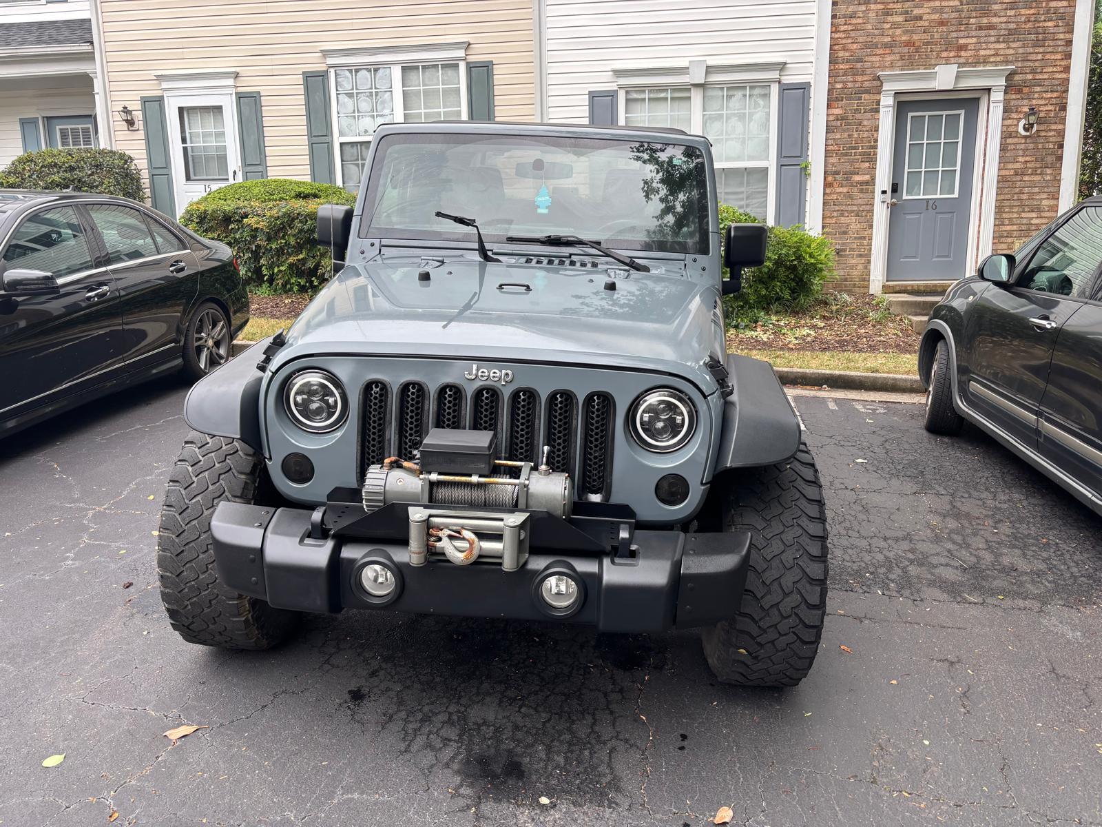 Used 2014 Jeep Wrangler Sport AWD/4WD image 2
