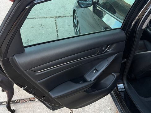 Used 2022 Honda Accord Sport Special Edition image 25