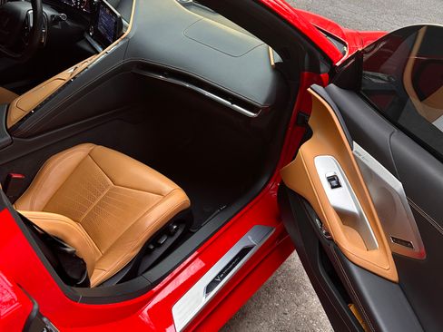 Used 2020 Chevrolet Corvette Stingray Preferred Cpe w/ 2LT Preferred Equipment Group image 11