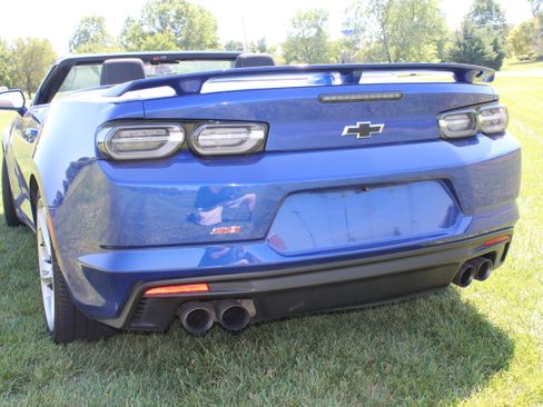 Used 2020 Chevrolet Camaro SS RWD image 5