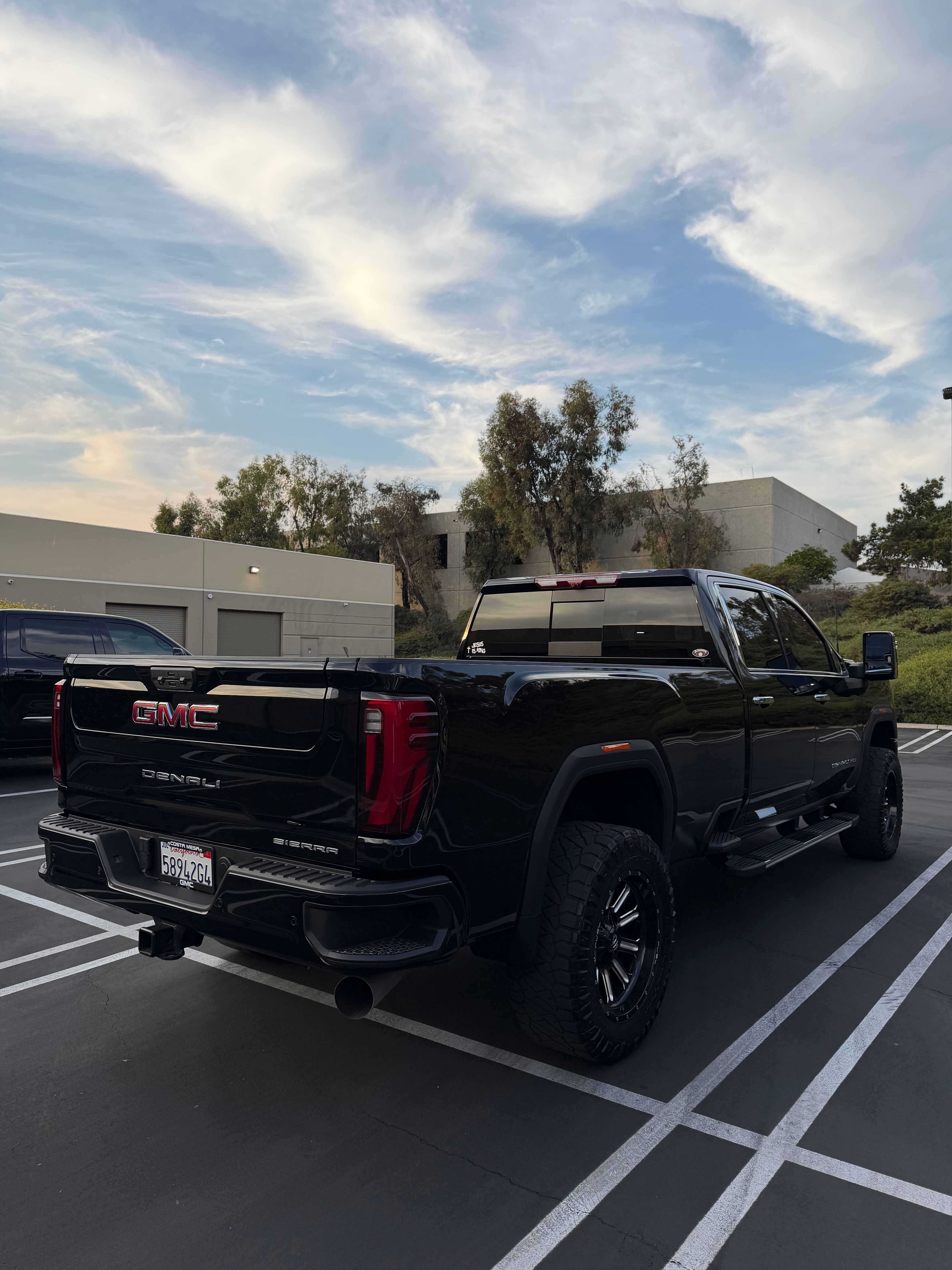 Used 2025 GMC Sierra 2500 Denali w/ Technology Package AWD/4WD image 20