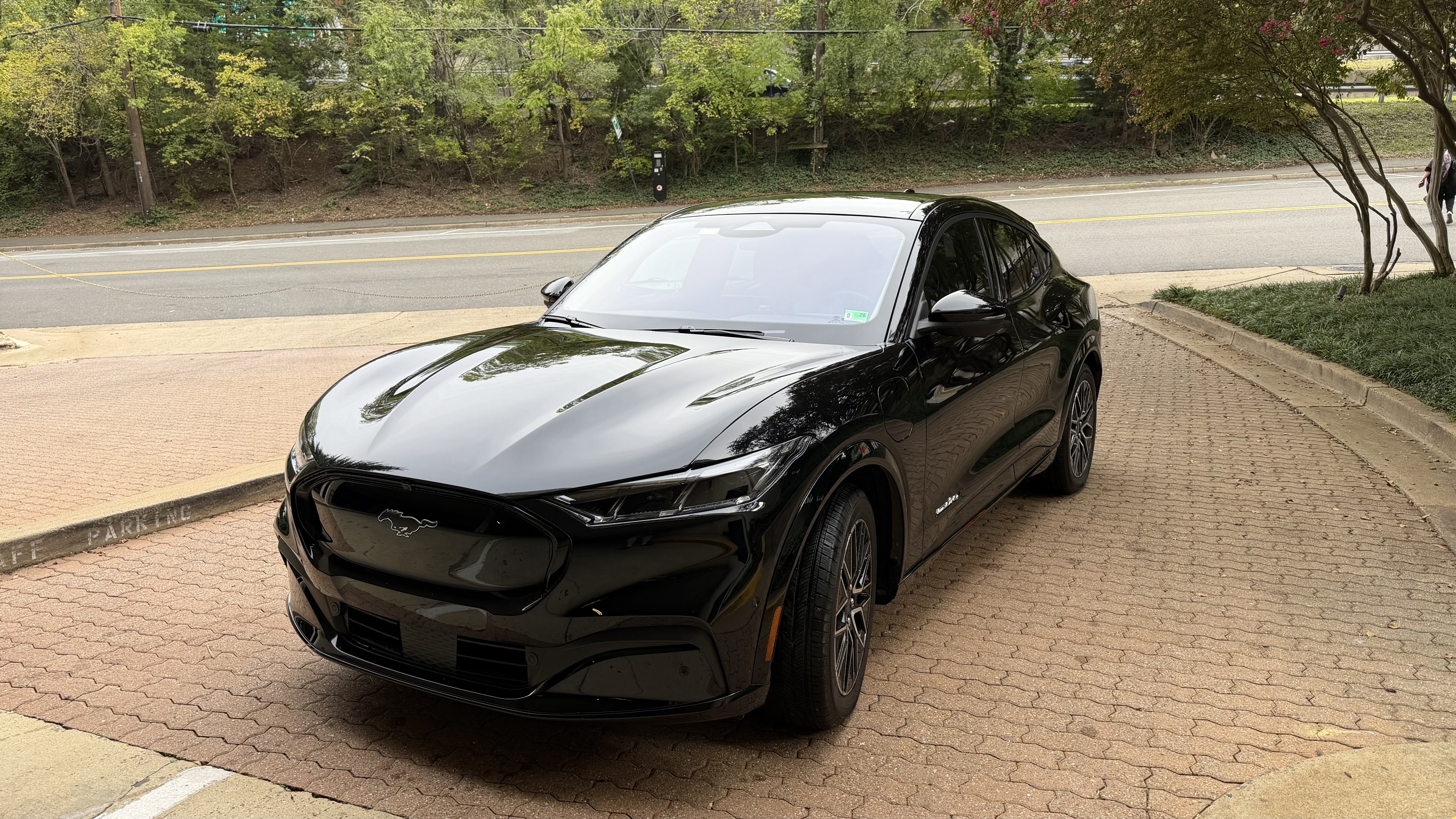 Used 2024 Ford Mustang Mach-E Premium AWD/4WD image 1