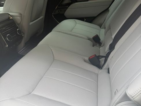 Used 2025 Land Rover Range Rover Sport SE AWD/4WD image 10