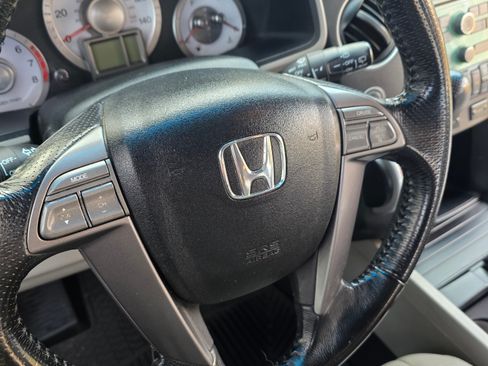 Used 2009 Honda Pilot EX-L image 12