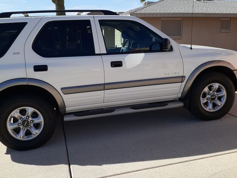 Used 2002 Isuzu Rodeo LSE image 4