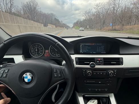 Used 2007 BMW 328xi Coupe image 2