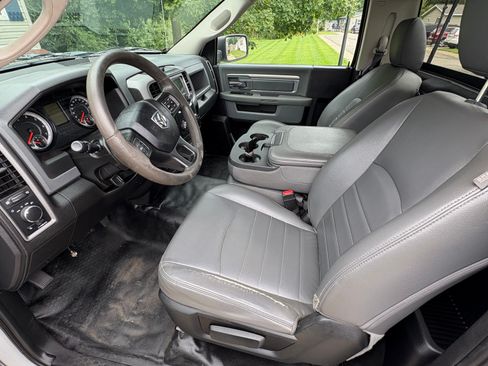 Used 2019 RAM 1500 Tradesman w/ Power & Remote Entry Group image 9