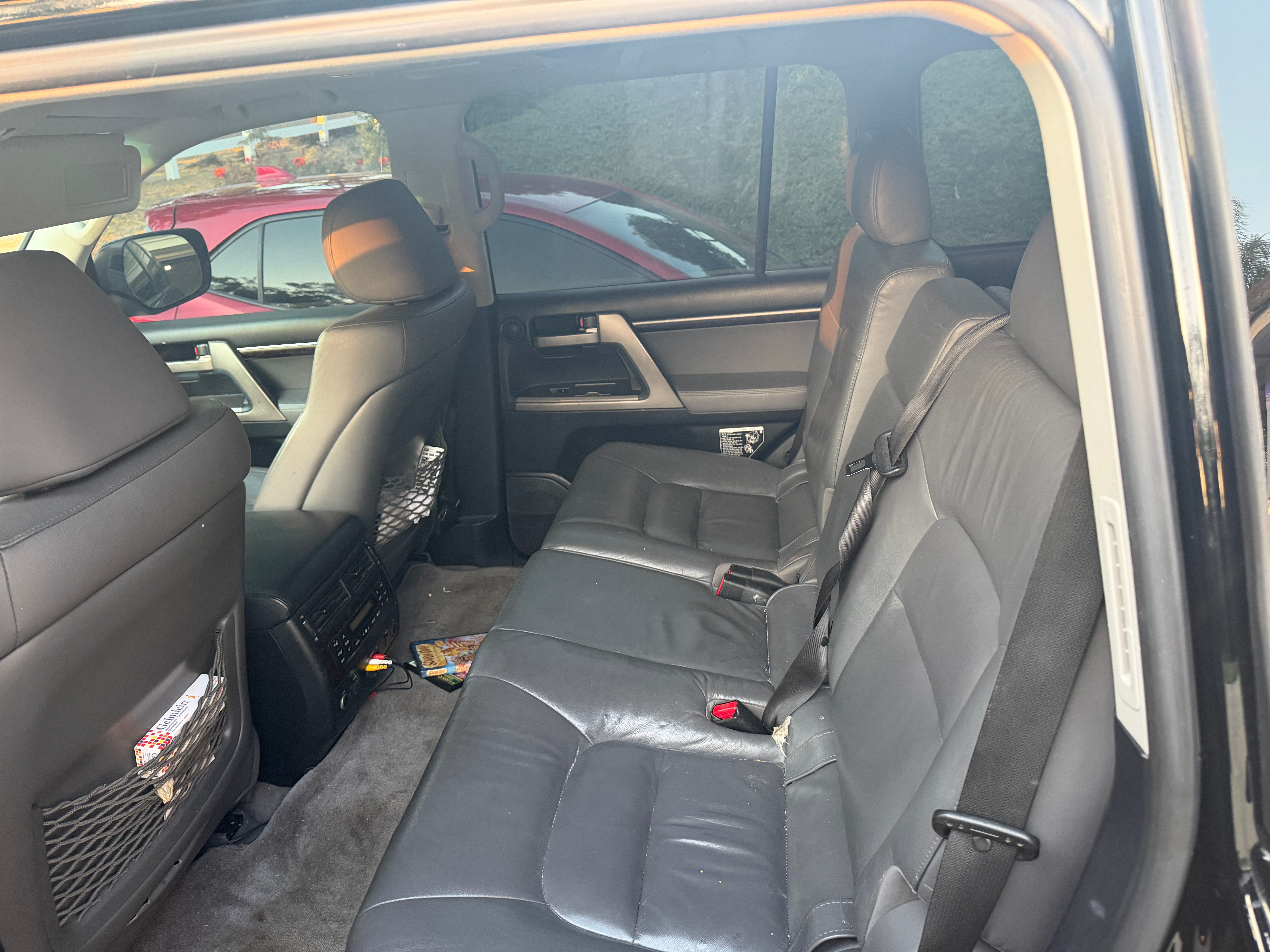 Used 2011 Toyota Land Cruiser w/ Upgrade Pkg AWD/4WD image 14