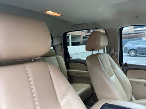 Used 2011 GMC Sierra 1500 SLT w/ Suspension Package, Off-Road image 17