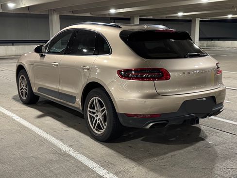 Used 2018 Porsche Macan Sport Edition image 2