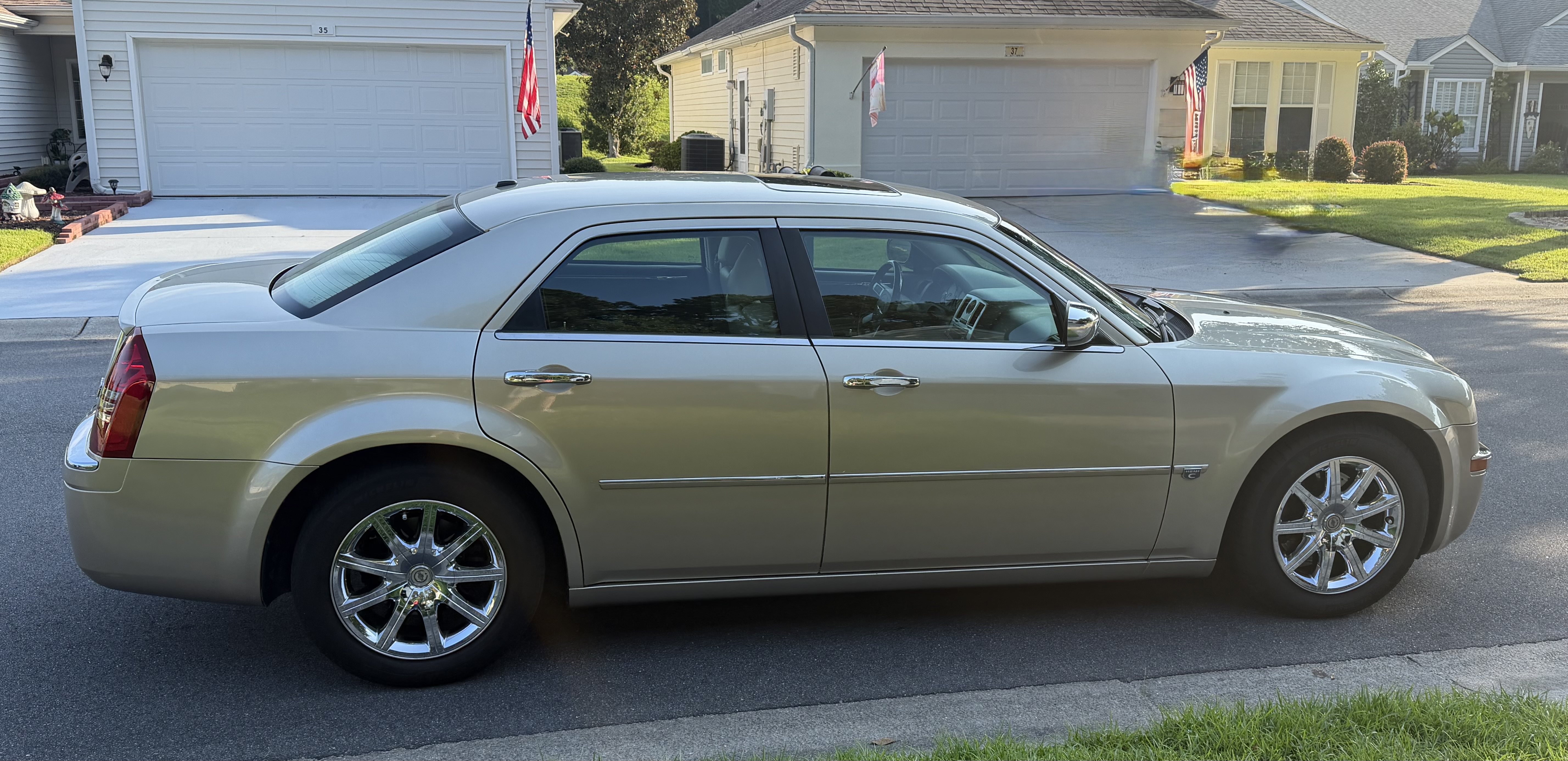 Used 2007 Chrysler 300 C RWD image 11