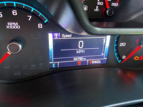 Used 2018 Chevrolet Colorado Z71 w/ Centennial Edition image 16