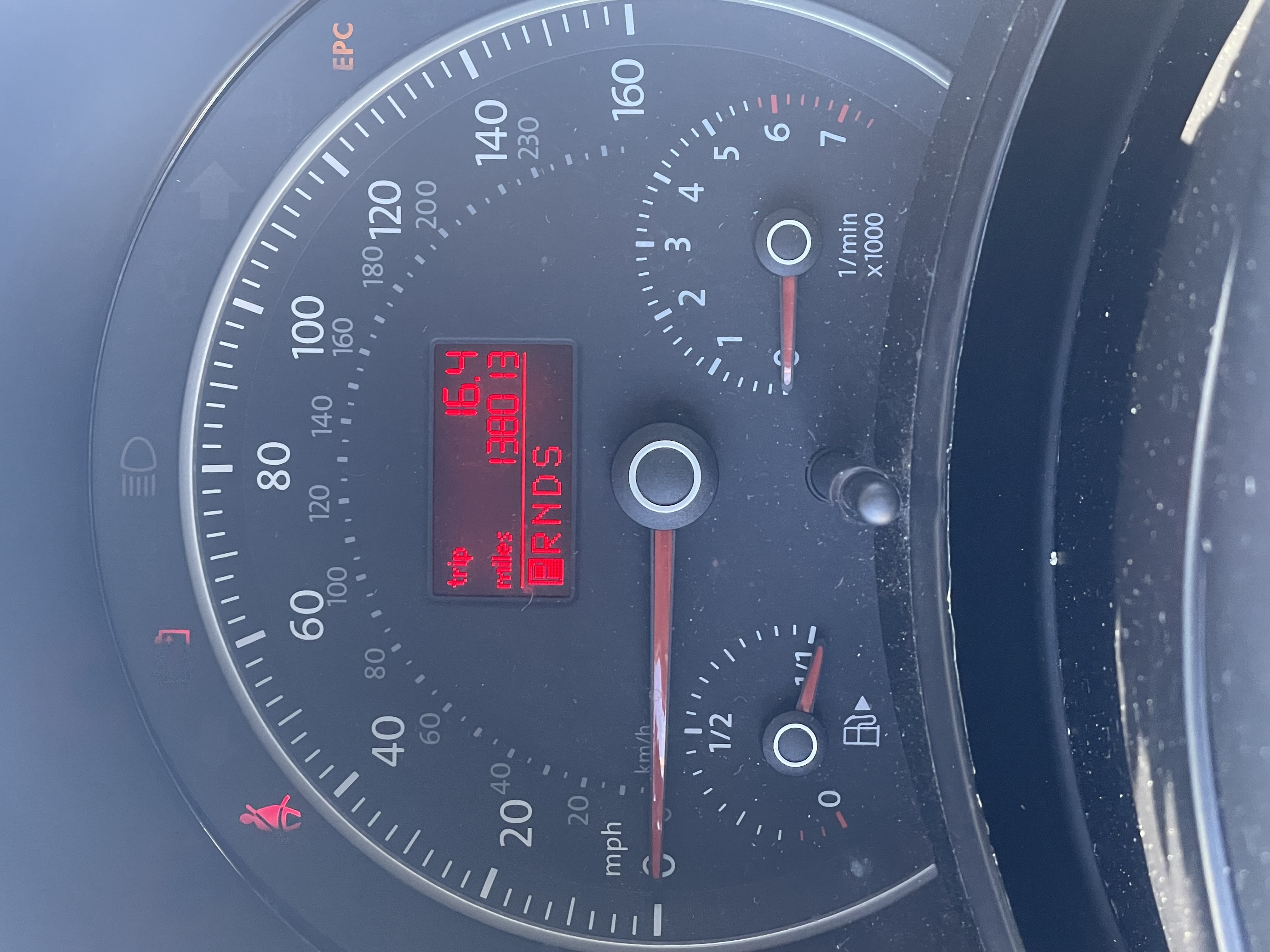 Used 2009 Volkswagen Beetle S FWD image 5