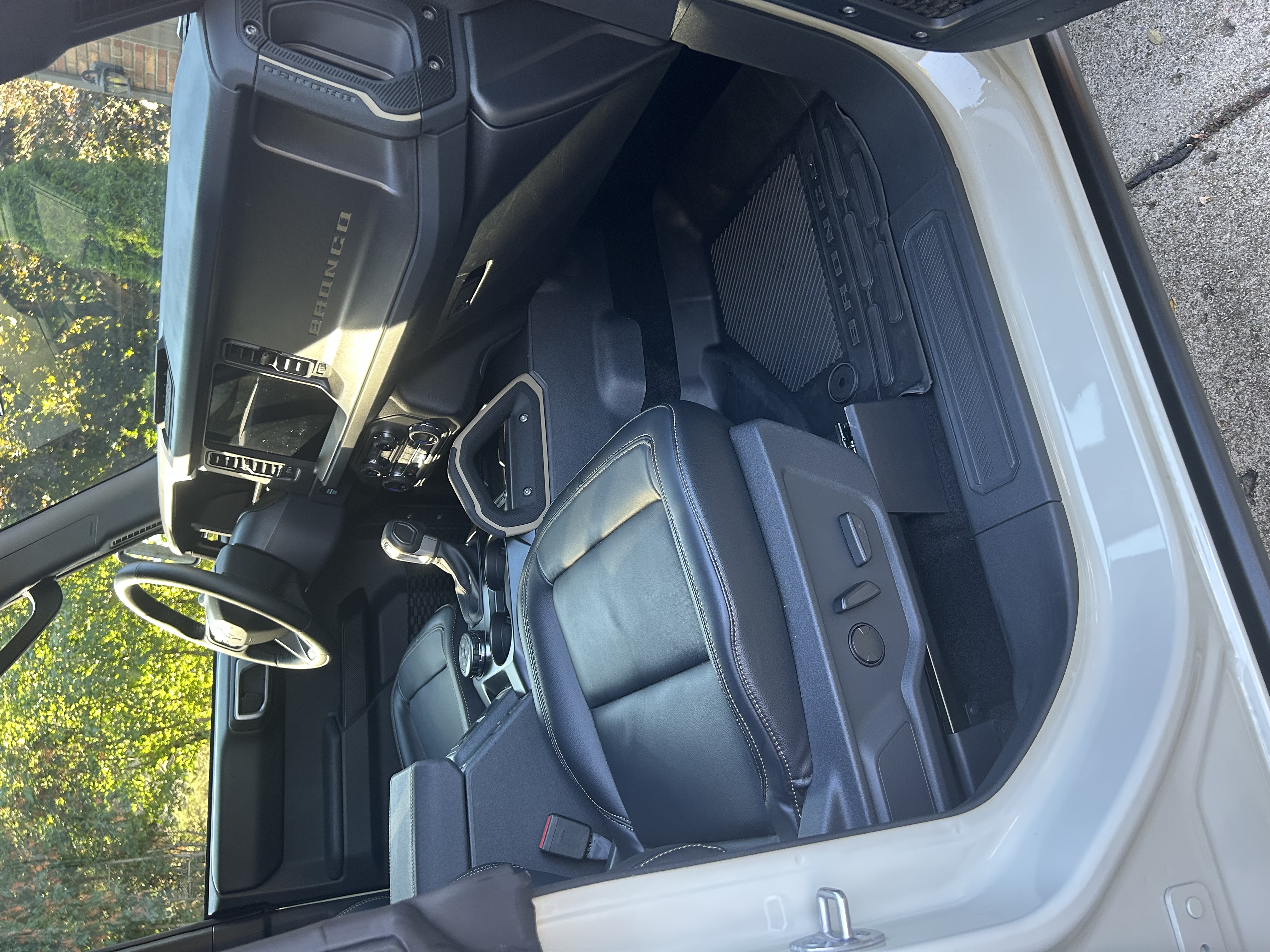 Used 2026 Ford Bronco Badlands AWD/4WD image 11