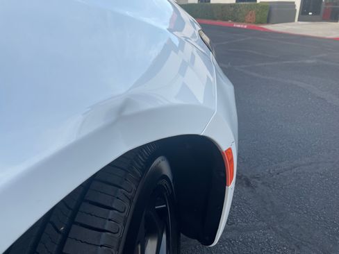 Used 2023 Chrysler Pacifica Touring-L w/ S Appearance Package image 12