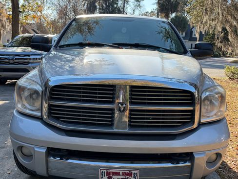 Used 2007 Dodge Ram 3500 Truck Laramie image 2