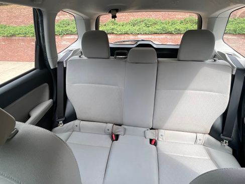 Used 2015 Subaru Forester 2.5i w/ Alloy Wheel Package AWD/4WD image 14