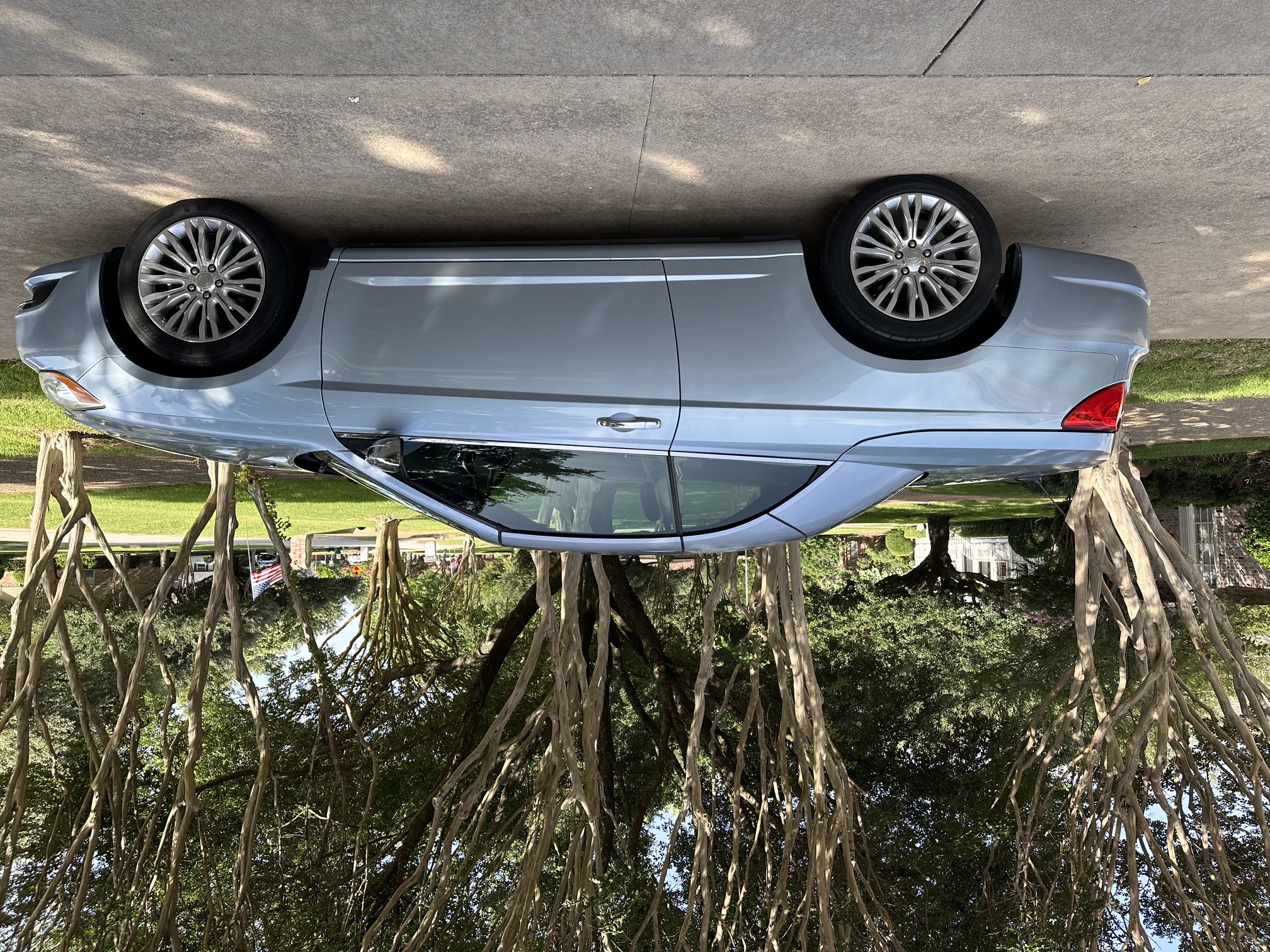 Used 2012 Chrysler 200 Limited FWD image 1