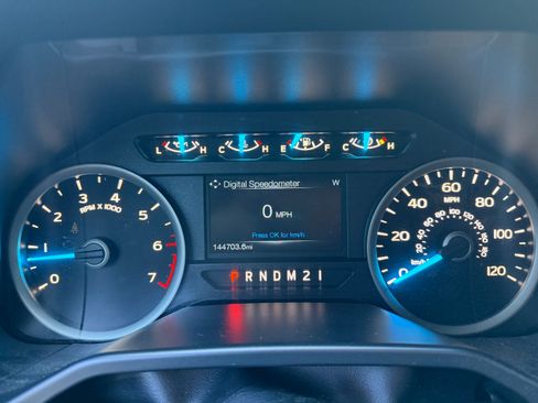 Used 2015 Ford F150 XLT w/ Equipment Group 302A Luxury AWD/4WD image 15