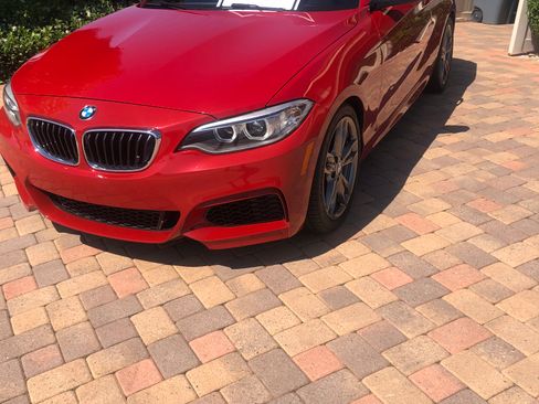 Used 2016 BMW M235i Coupe RWD image 2