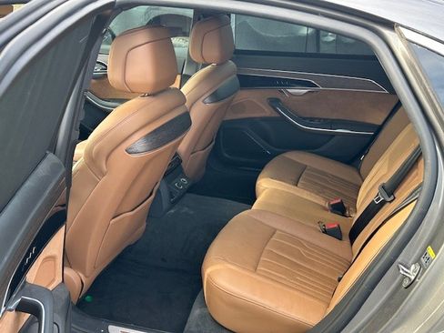 Used 2021 Audi A8 L 4.0T image 8