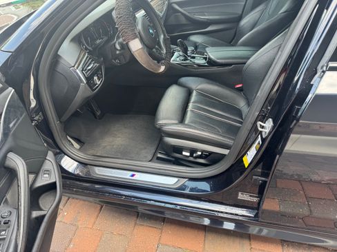 Used 2019 BMW 540i image 8