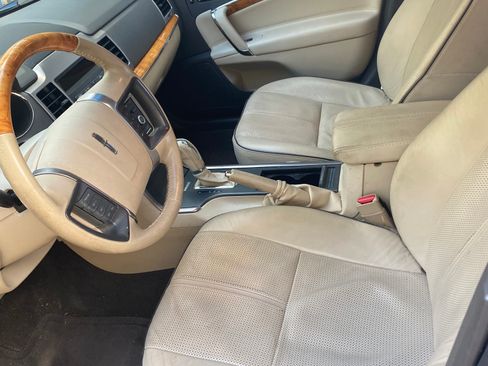Used 2011 Lincoln MKZ FWD image 12