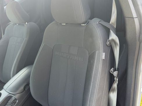 Used 2020 Ford Mustang Coupe RWD image 10