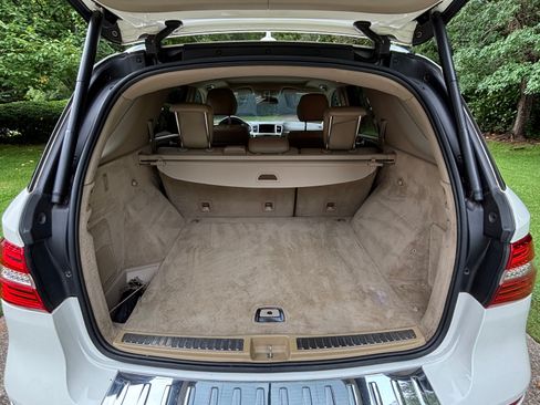 Used 2012 Mercedes-Benz ML 350 4MATIC image 24