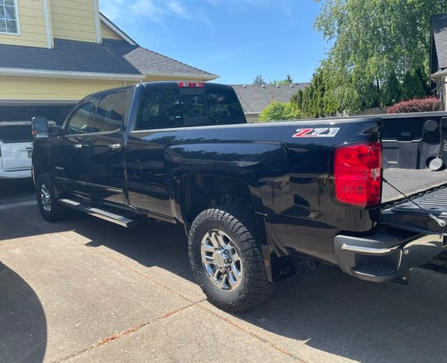 Used 2016 Chevrolet Silverado 3500 LTZ w/ Duramax Plus Package AWD/4WD image 10