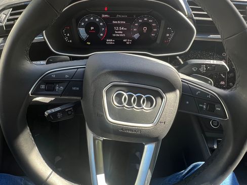 Used 2025 Audi Q3 2.0T Premium w/ Convenience Package image 18