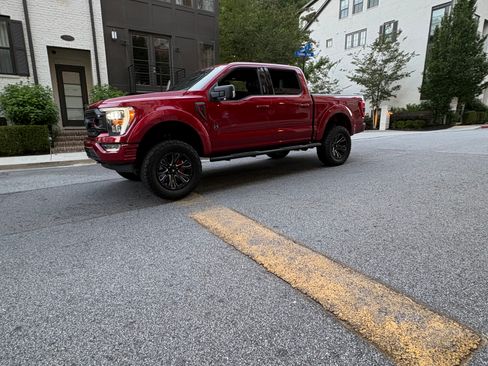 Used 2021 Ford F150 XLT w/ Equipment Group 302A High AWD/4WD image 17
