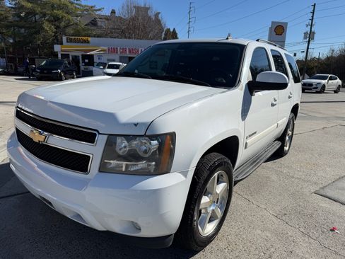 Used 2007 Chevrolet Tahoe LT w/ LT Preferred Equipment Group image 2