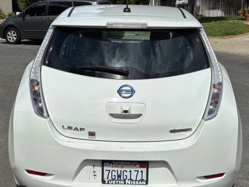 Used 2015 Nissan Leaf S w/ Charge Package image 5