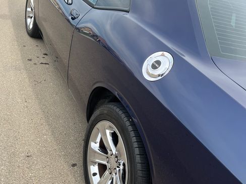 Used 2014 Dodge Challenger SXT w/ Sport Appearance Package image 4