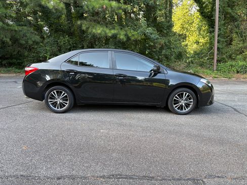 Used 2016 Toyota Corolla LE w/ Driver Convenience Package FWD image 16