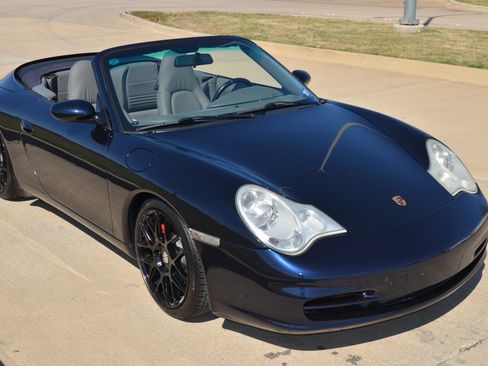 Used 2004 Porsche 911 Carrera 4 image 1