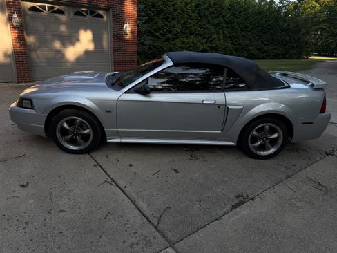 Used 2003 Ford Mustang GT Premium RWD image 15
