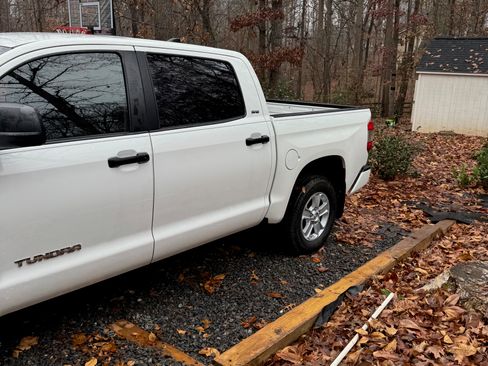 Used 2021 Toyota Tundra SR5 image 8