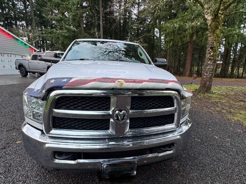 Used 2018 RAM 3500 Tradesman w/ Chrome Appearance Group image 5