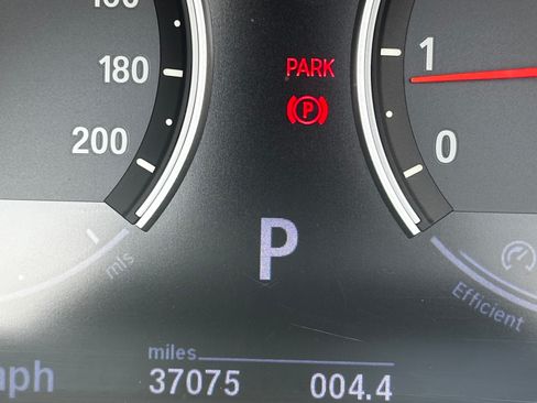 Used 2013 BMW M6 Convertible RWD image 12
