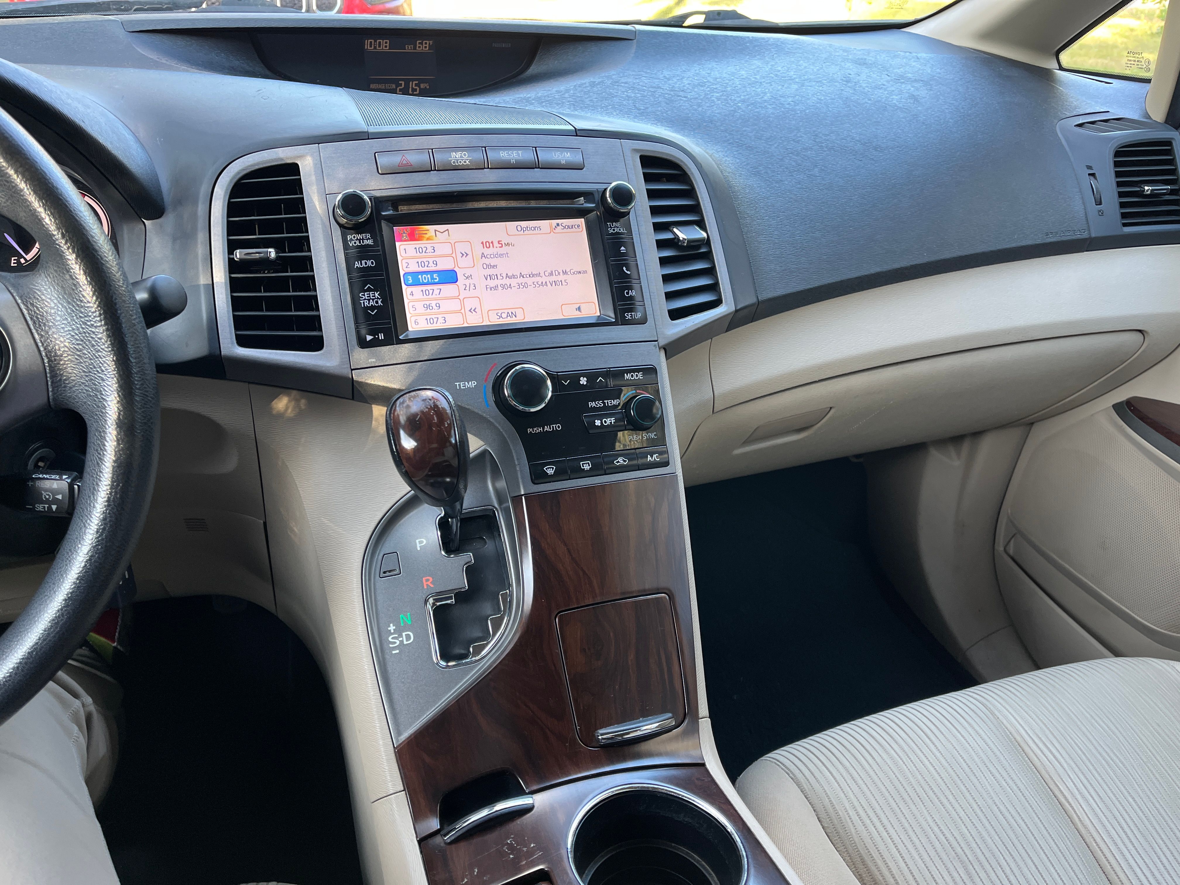 Used 2013 Toyota Venza LE w/ LE Convenience Pkg FWD image 16
