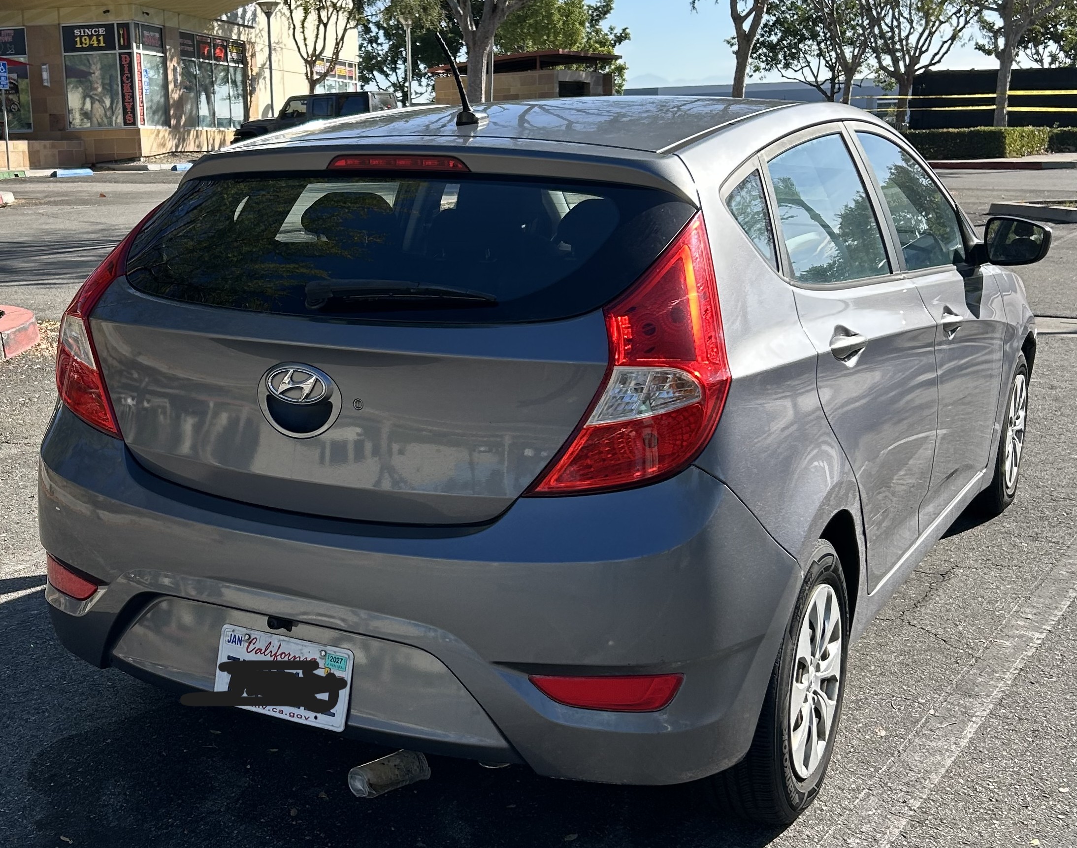 Used 2016 Hyundai Accent SE FWD image 16