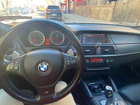 Used 2012 BMW X6 M image 23